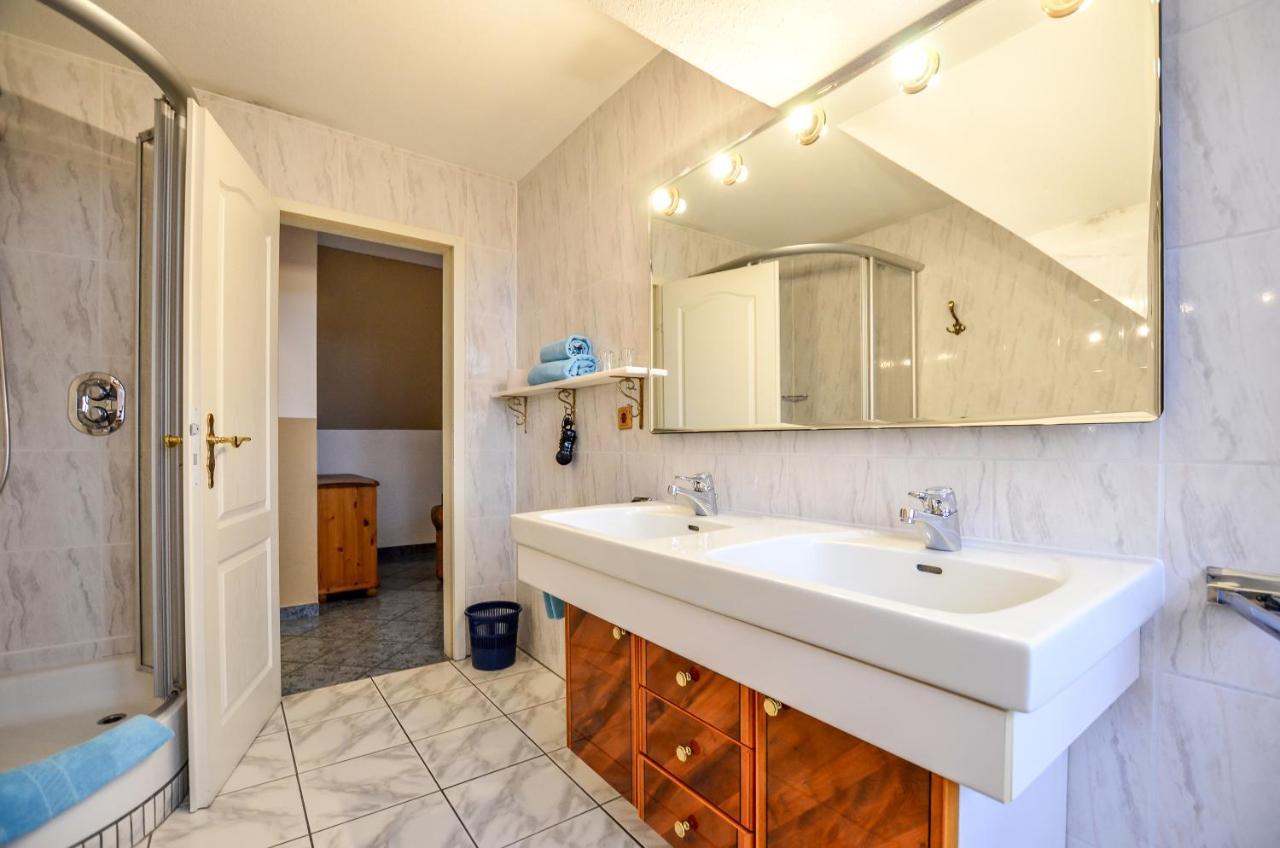 Hotel Landhaus Krombach Elkenroth ภายนอก รูปภาพ